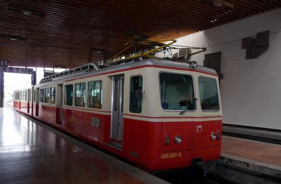 4E44NUZSZF0_L.jpg