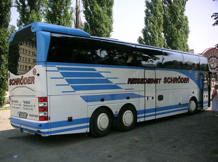 1-1-4_Neoplan_Cityliner_N1116-3_HC.jpg