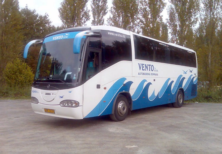 1-8-1_Scania_Irizar_Century.jpg